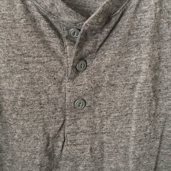 Old Navy Henley Style XXL Long Sleeve Heather Gray - Picture 4 of 4
